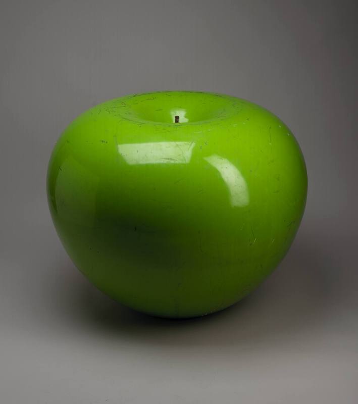 Apple, 1967: formerly owned by The Apple Boutique (model)